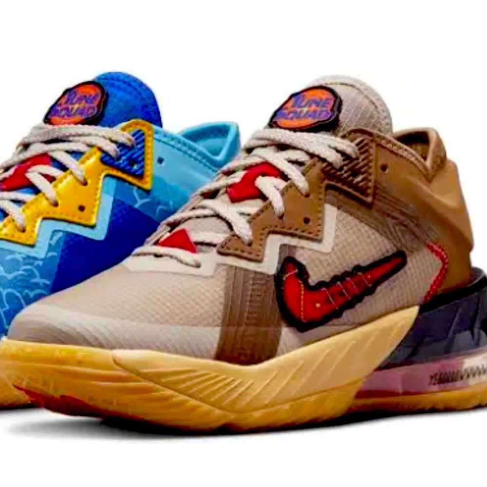 Nike Lebron 18 Low Wile E. Vs Roadrunner Space Jam